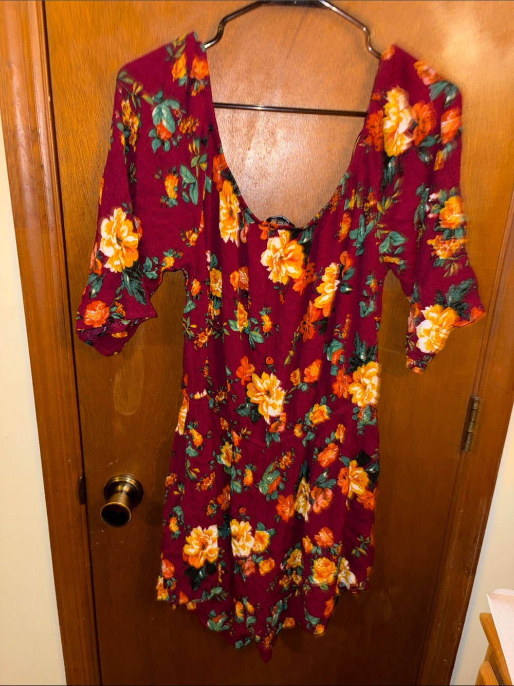 Floral Scoop Neck Burgundy Women's Romper - Picture 3 of 3